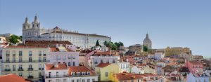 Lissabon - Alfama - Pixabay - (c) Skitterphoto