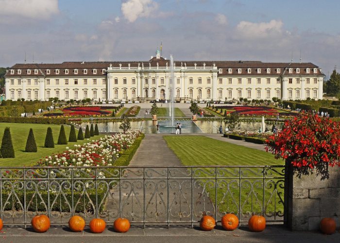 Ludwigsburg - Schloss - Pixabay - (c) hpgruesen